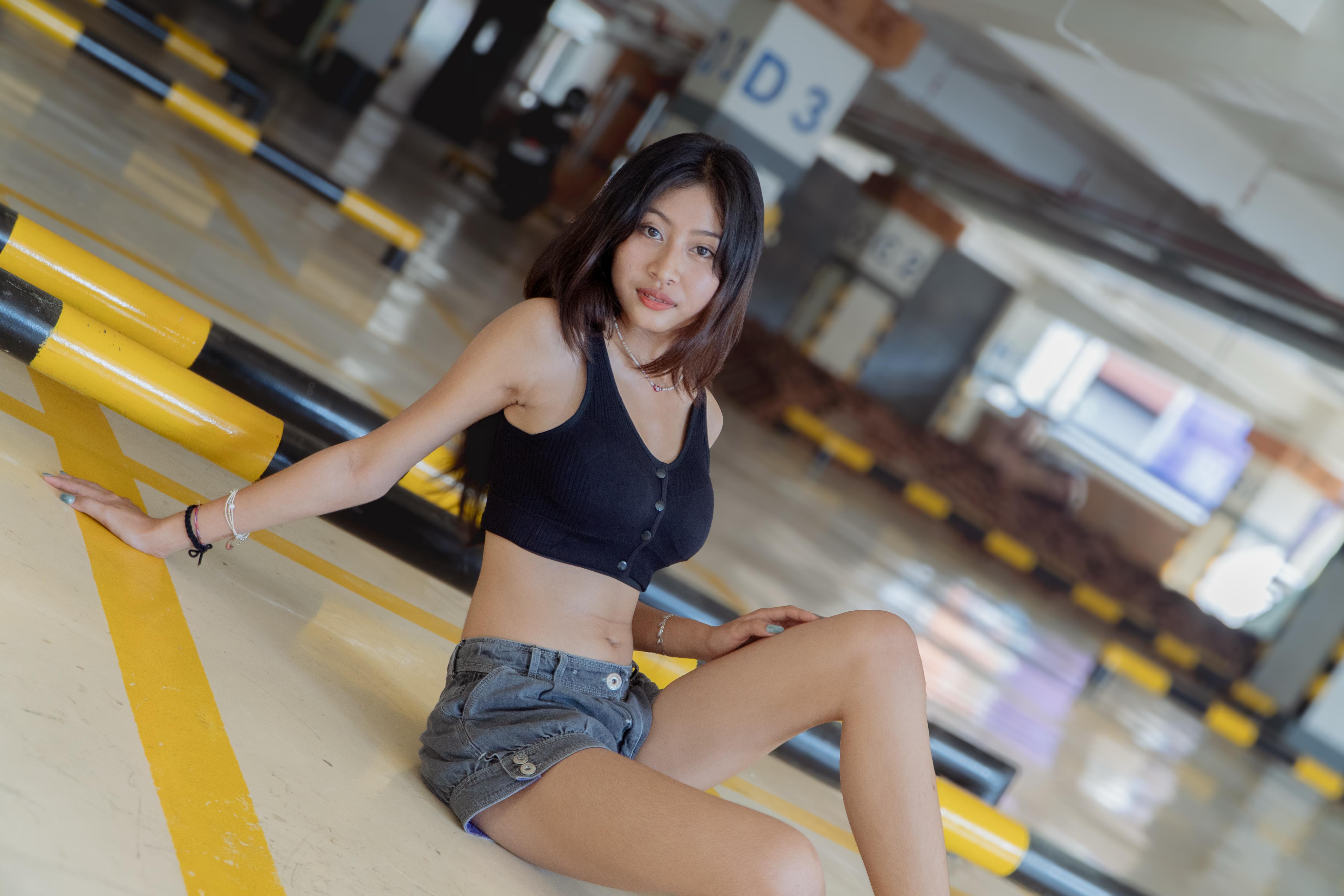 Cantik Relatif